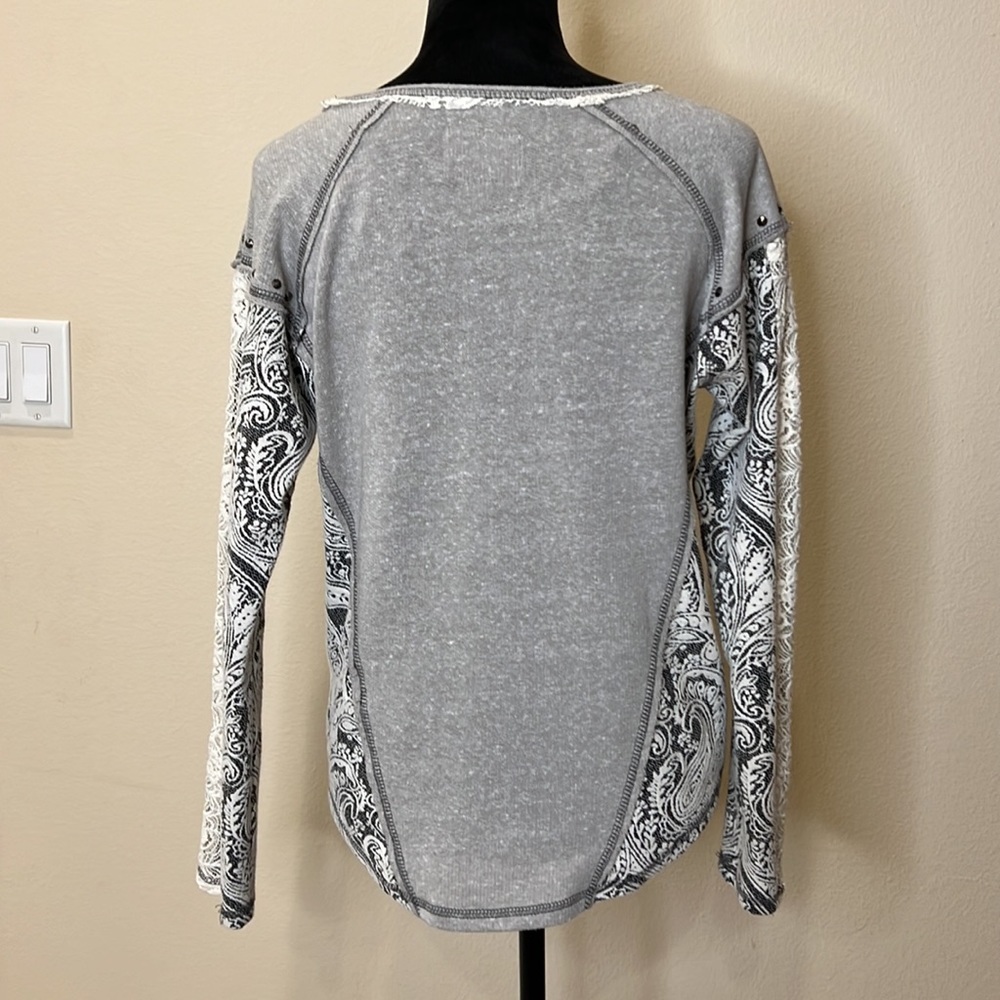 Miss Me Sweater - Picture 6 of 8